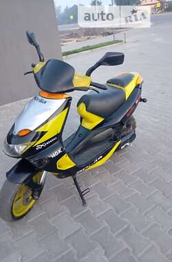 Вантажні моторолери, мотоцикли, скутери, мопеди Aprilia SR 2007 в Тернополі