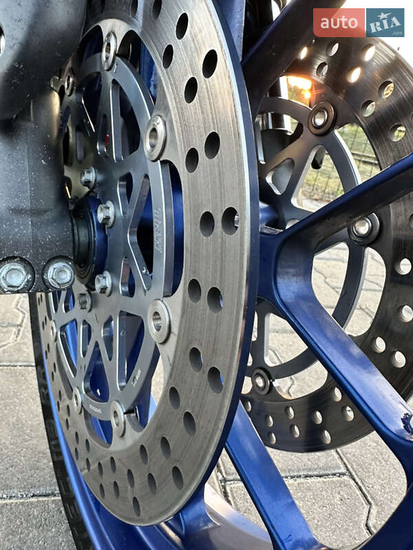 Мотоцикл Без обтікачів (Naked bike) Aprilia Tuono 1000 R 2010 в Звягелі фото 6 Мотоцикл Без обтікачів (Naked bike) Aprilia Tuono 1000 R 2010 в Звягелі