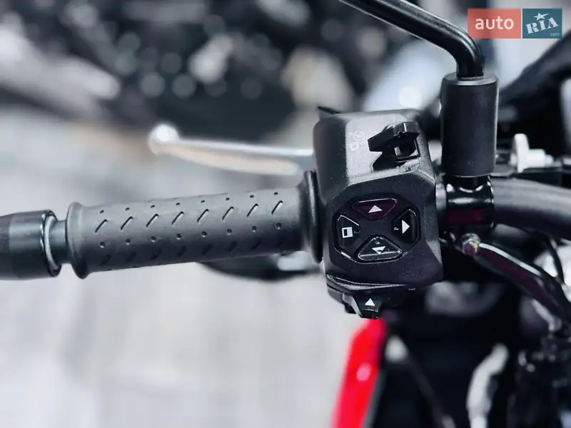 Мотоцикл Без обтікачів (Naked bike) Aprilia Tuono 2024 в 