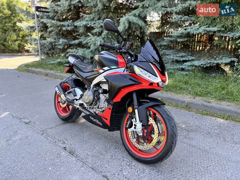 Aprilia Tuono 2021
