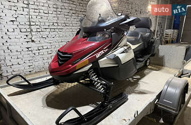 Гірські снігоходи Arctic cat TZ1 2011 в 