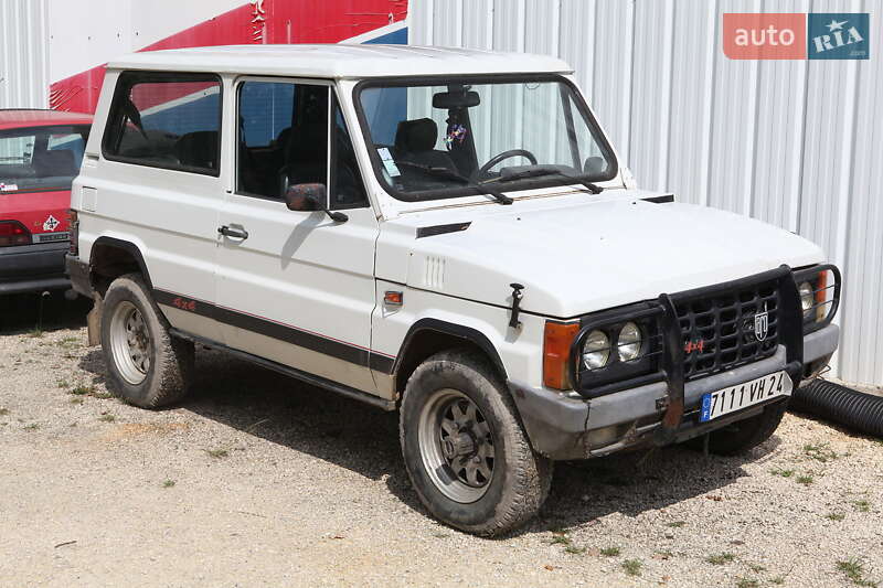 Позашляховик / Кросовер Aro 104 2000 в 