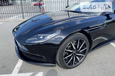 Купе Aston Martin DB11 2018 в Києві