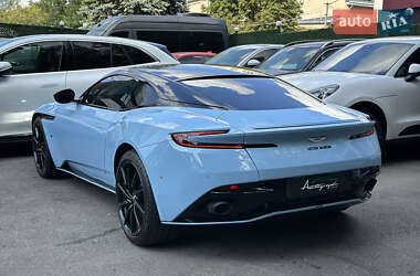 Купе Aston Martin DB11 2016 в Киеве