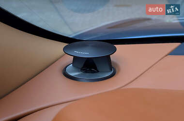 Купе Aston Martin DB11 2017 в 