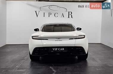 Купе Aston Martin DB11 2018 в 