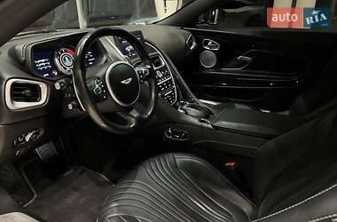 Купе Aston Martin DB11 2018 в 