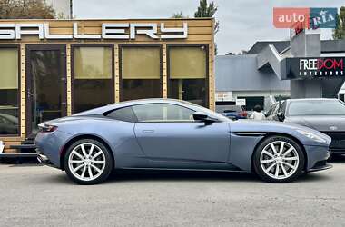 Купе Aston Martin DB11 2017 в 