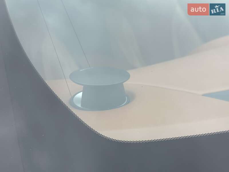 Купе Aston Martin DB11 2017 в Києві