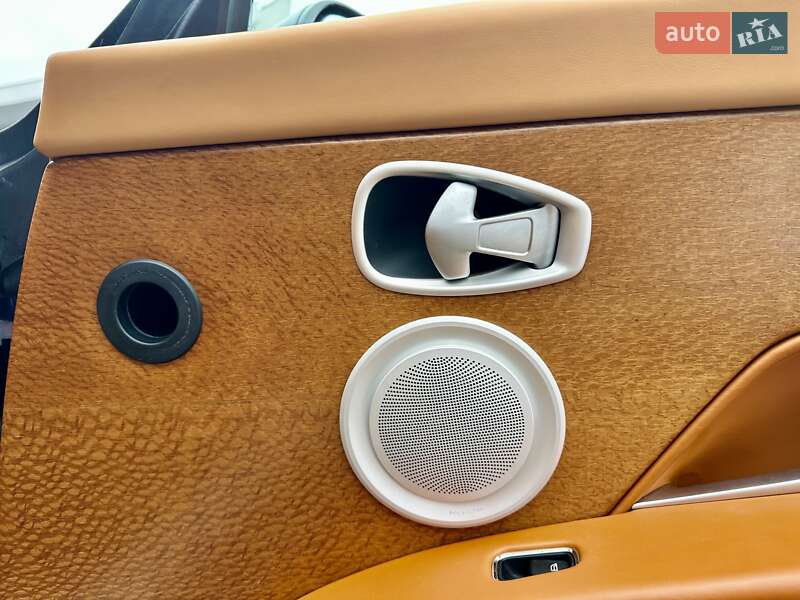 Купе Aston Martin DB11 2017 в Києві