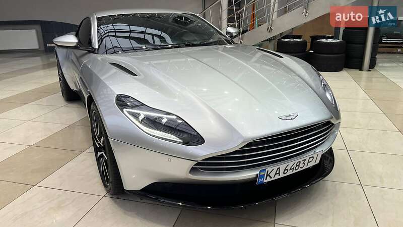 Купе Aston Martin DB11 2018 в Києві