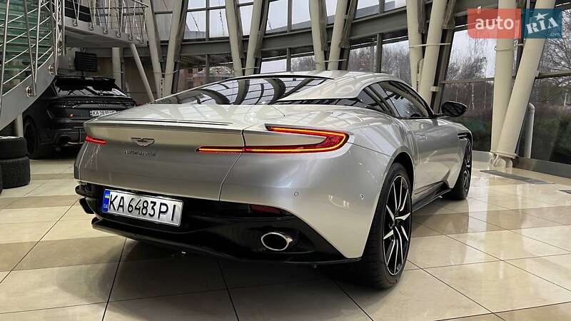 Купе Aston Martin DB11 2018 в Києві