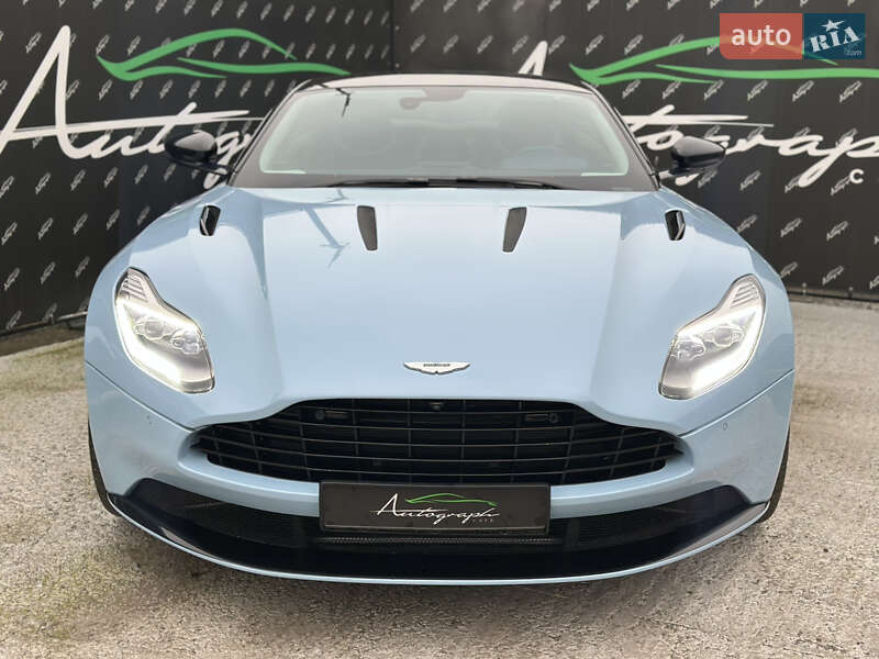 Купе Aston Martin DB11 2016 в Киеве