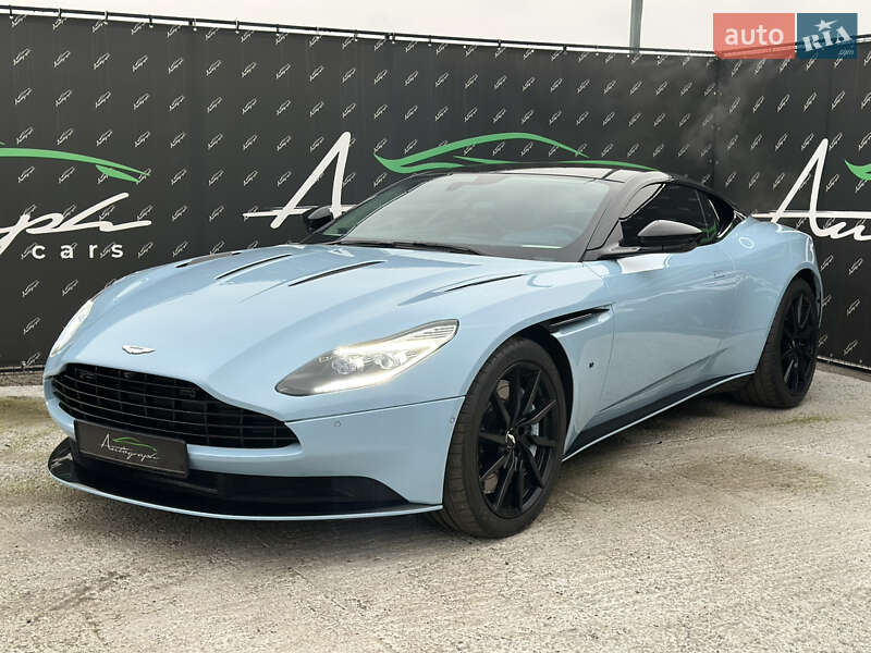 Купе Aston Martin DB11 2016 в Киеве