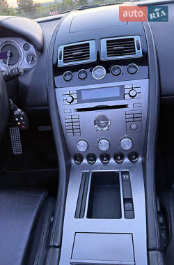 Кабриолет Aston Martin DB9 2006 в 