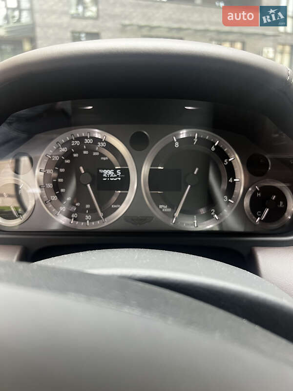 Кабриолет Aston Martin DB9 2010 в Броварах