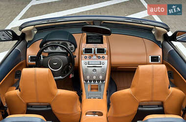 Кабриолет Aston Martin DB9 2007 в 