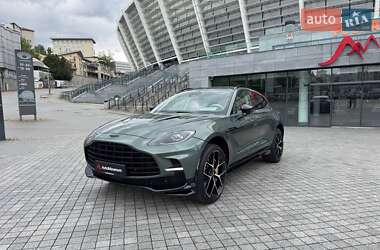 Внедорожник / Кроссовер Aston Martin DBX 707 2024 в 