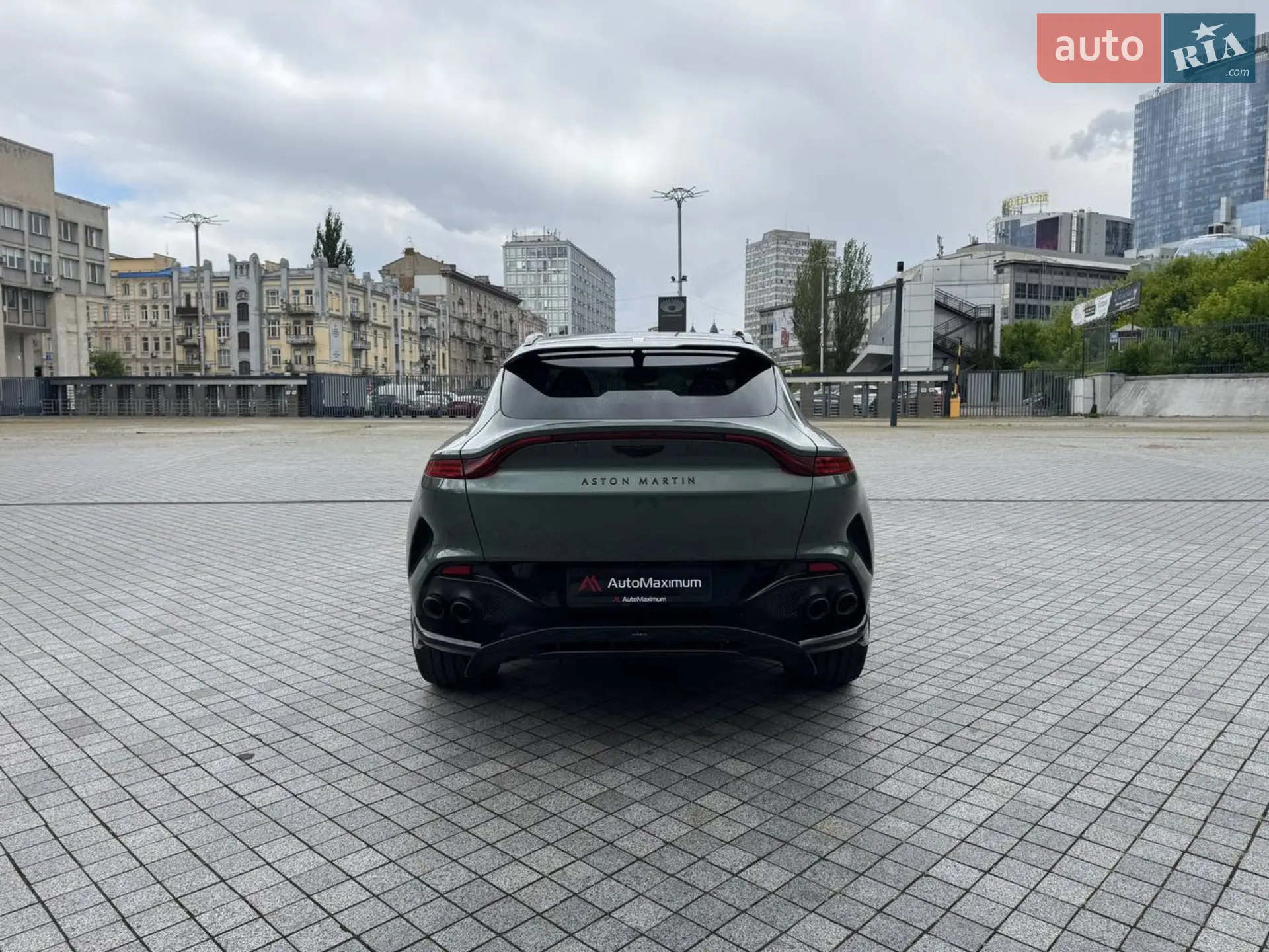 2024 Aston Martin DBX - мініатюра 6
