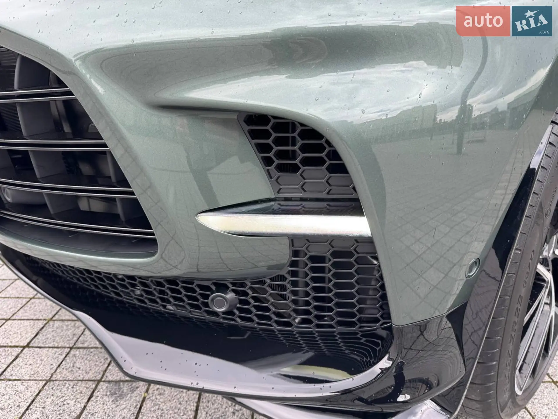 2024 Aston Martin DBX - мініатюра 18