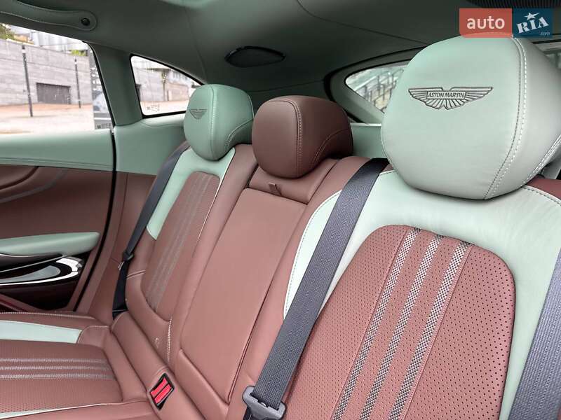 Позашляховик / Кросовер Aston Martin DBX 707 2024 в Києві
