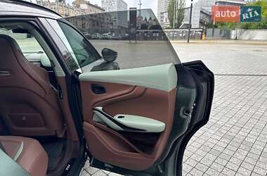 Внедорожник / Кроссовер Aston Martin DBX 707 2024 в 