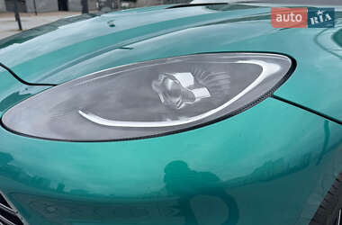 Позашляховик / Кросовер Aston Martin DBX 707 2025 в 