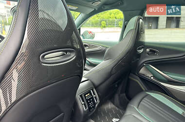 Позашляховик / Кросовер Aston Martin DBX 707 2025 в 