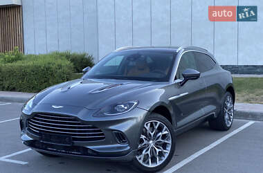Внедорожник / Кроссовер Aston Martin DBX 2021 в 
