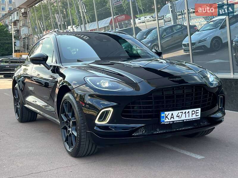 Внедорожник / Кроссовер Aston Martin DBX 2021 в 