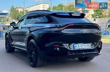 Внедорожник / Кроссовер Aston Martin DBX 2021 в 