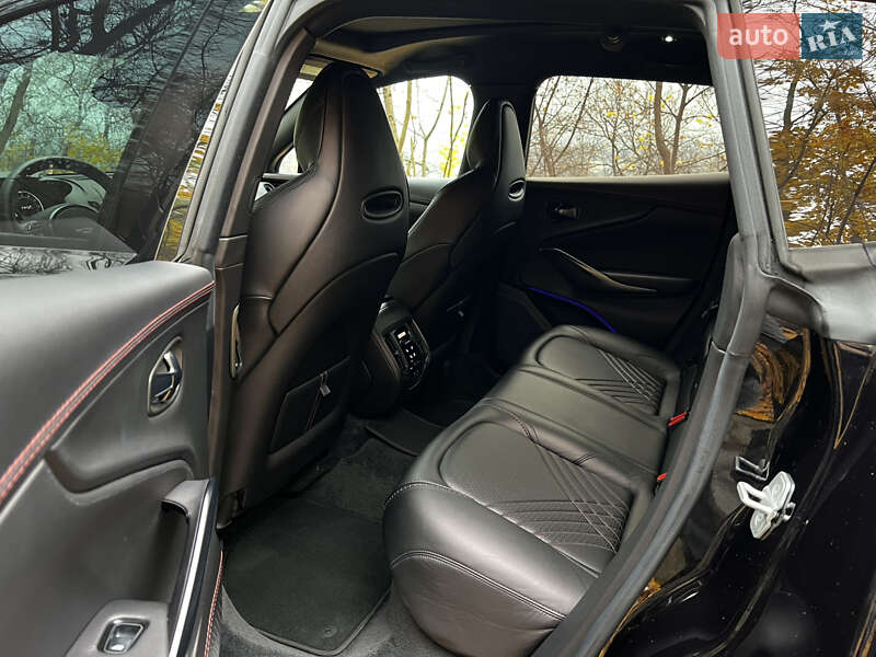 Позашляховик / Кросовер Aston Martin DBX 2021 в Києві фото 17 Позашляховик / Кросовер Aston Martin DBX 2021 в Києві