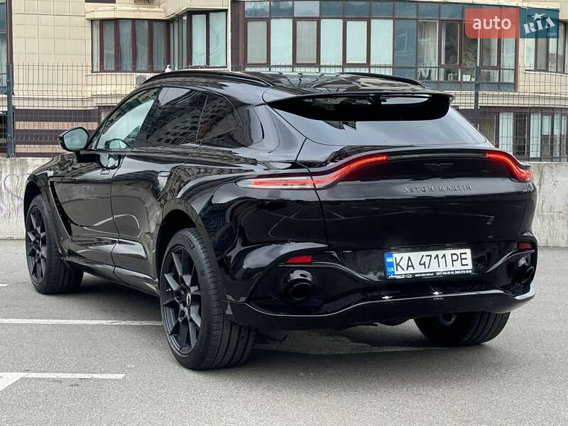Позашляховик / Кросовер Aston Martin DBX 2021 в Києві