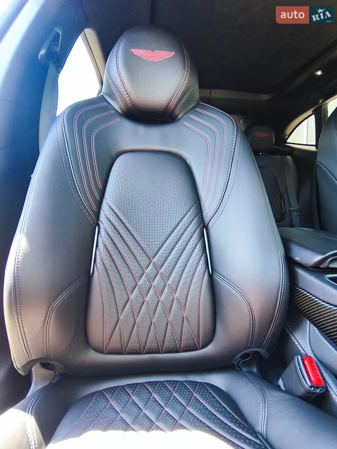 2021 Aston Martin DBX - мініатюра 42