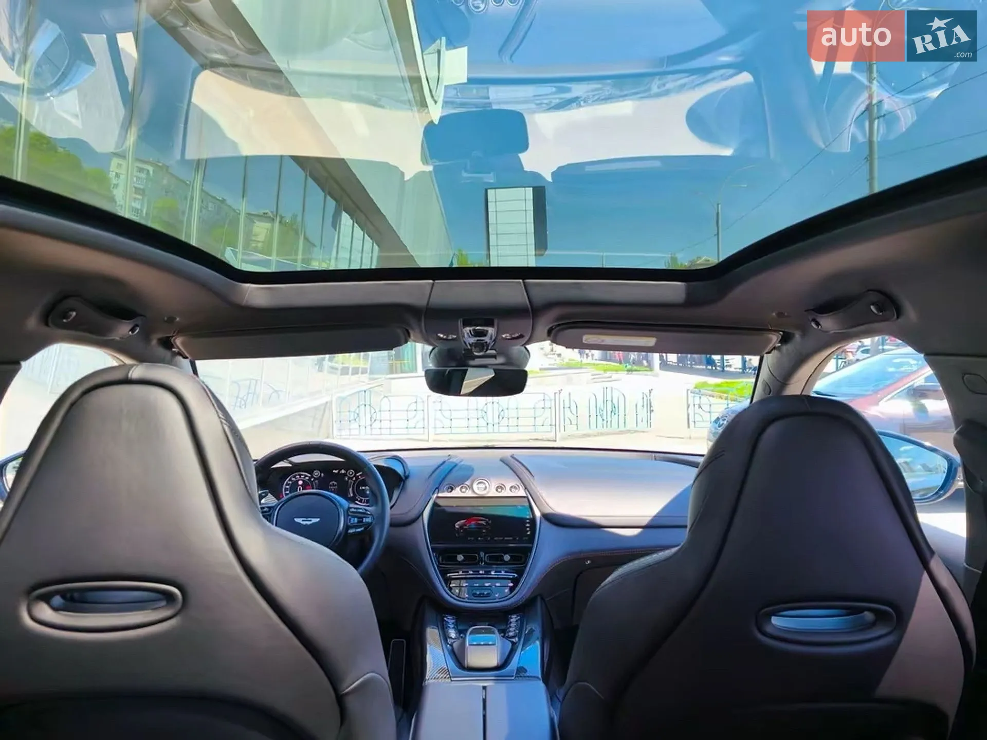 2021 Aston Martin DBX - мініатюра 34