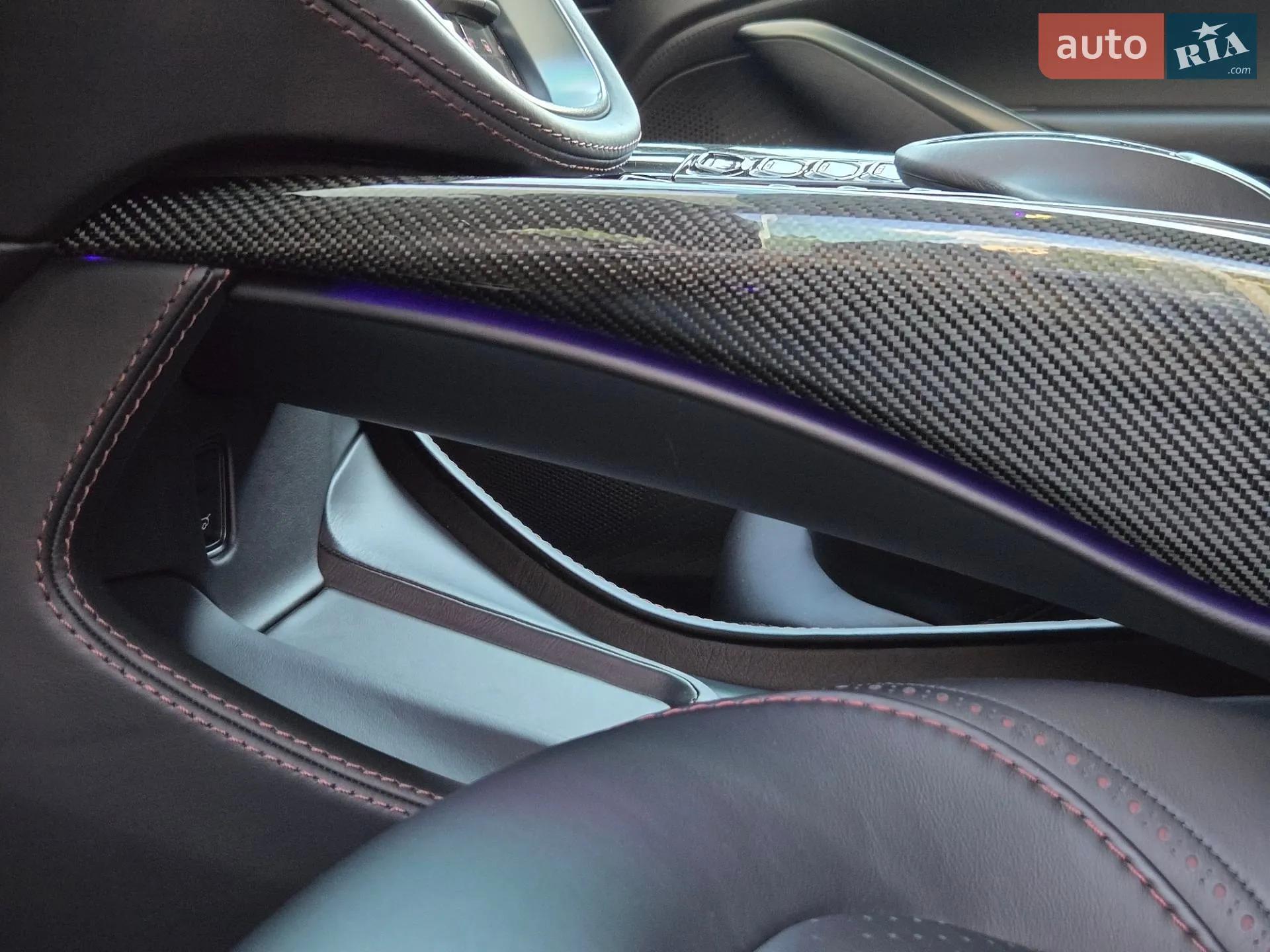 2021 Aston Martin DBX - мініатюра 40