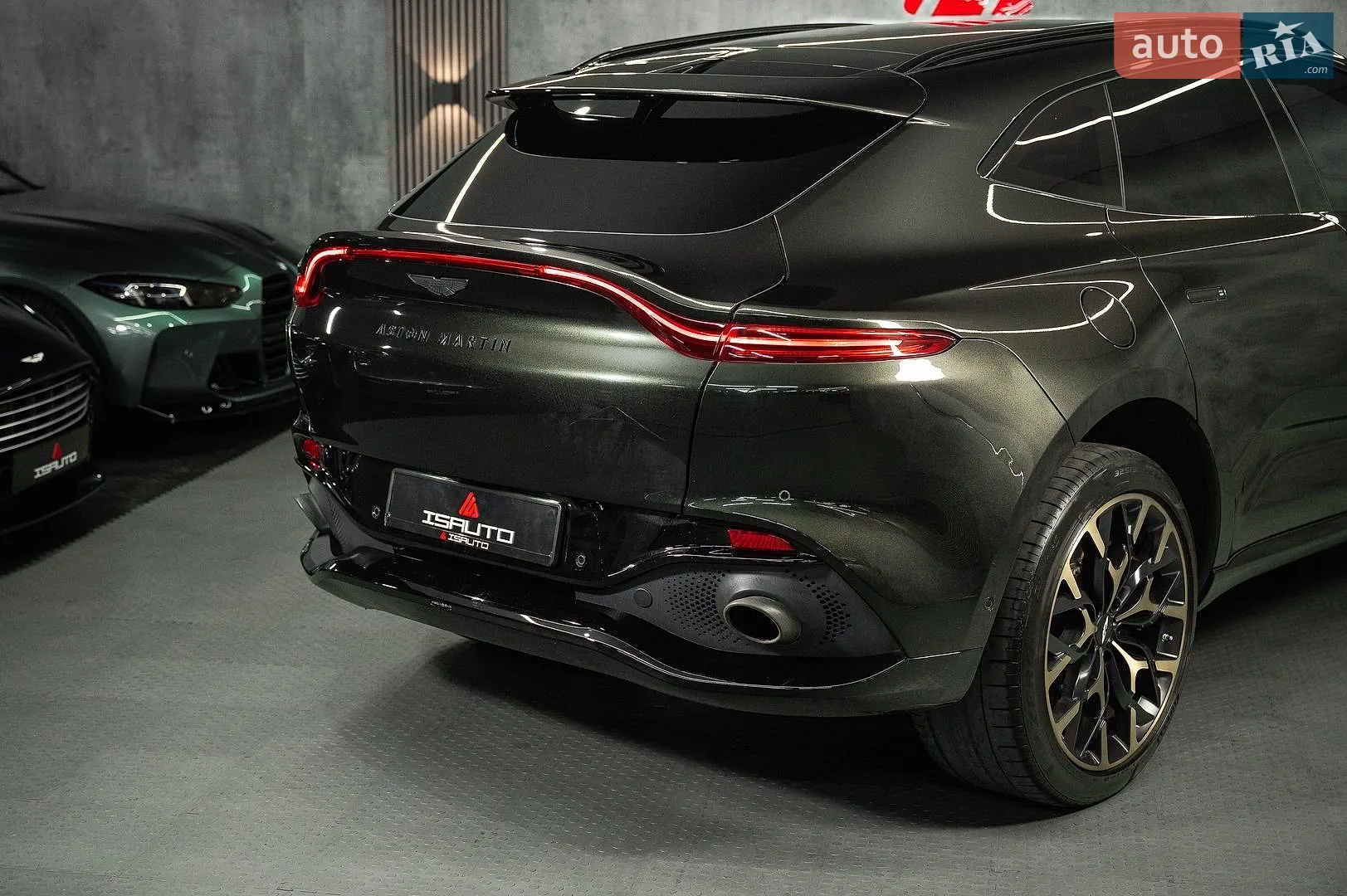 2022 Aston Martin DBX - мініатюра 12