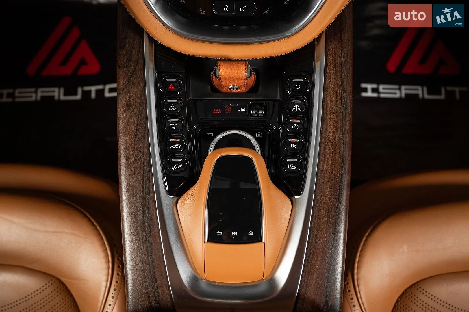 2022 Aston Martin DBX - мініатюра 27