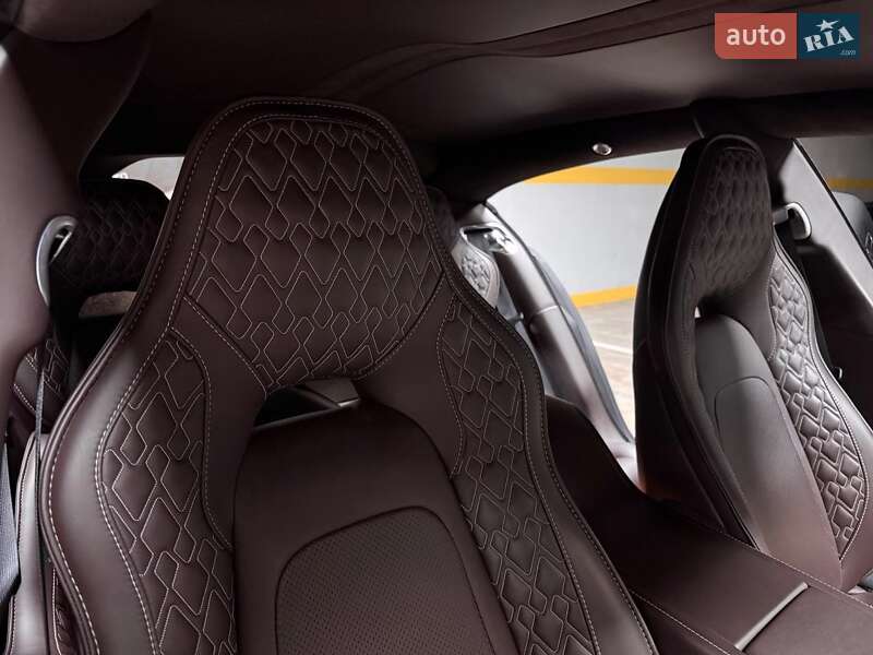 Седан Aston Martin Rapide 2015 в Киеве
