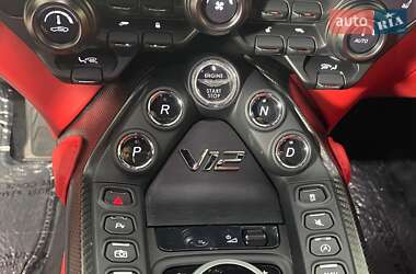 Купе Aston Martin V12 Speedster 2023 в 