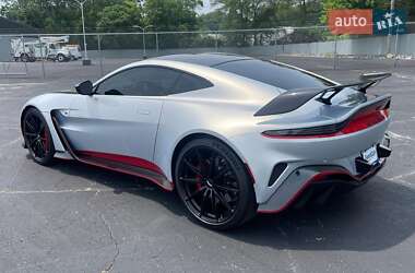 Купе Aston Martin V12 Speedster 2023 в 