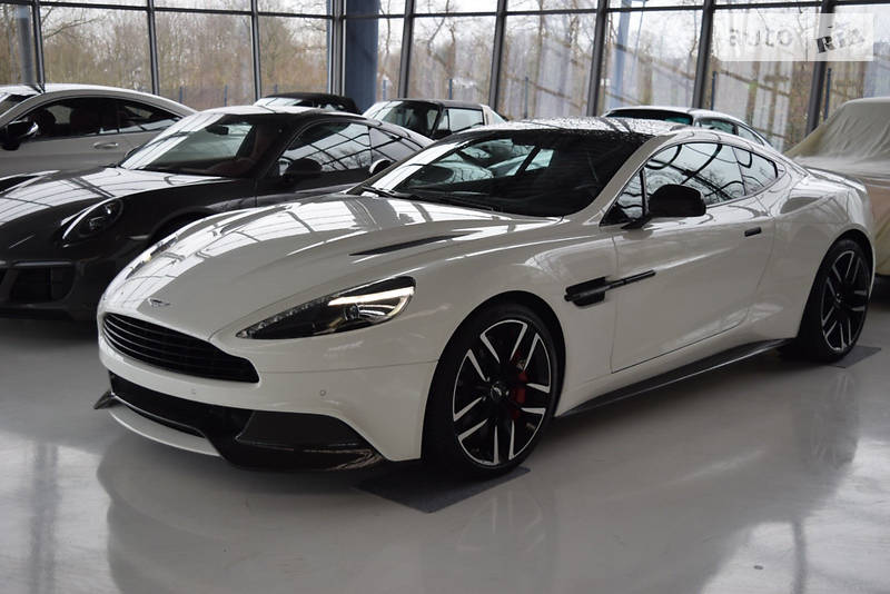 Aston Martin Vanquish 2018 года