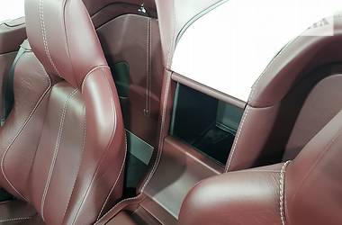 Кабриолет Aston Martin Vantage 2009 в 