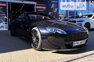 Купе Aston Martin Vantage 2017 в Львові