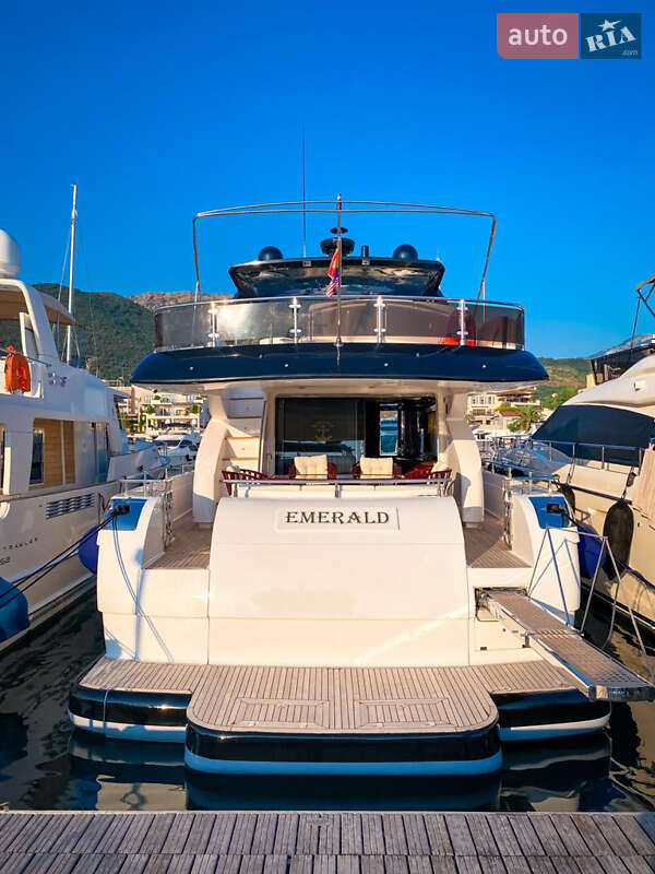 Моторна яхта Astondoa 66 2010 в Києві