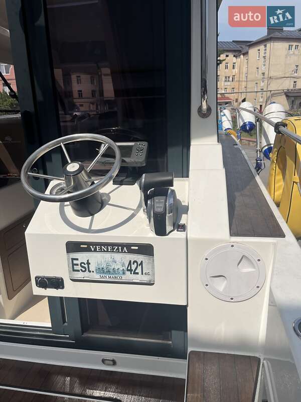 Моторная яхта Atlantic Marine Adventure 780 2018 в Виннице