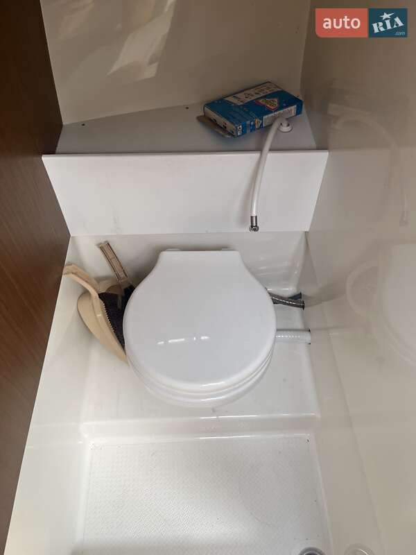 Моторная яхта Atlantic Marine Adventure 780 2018 в Виннице