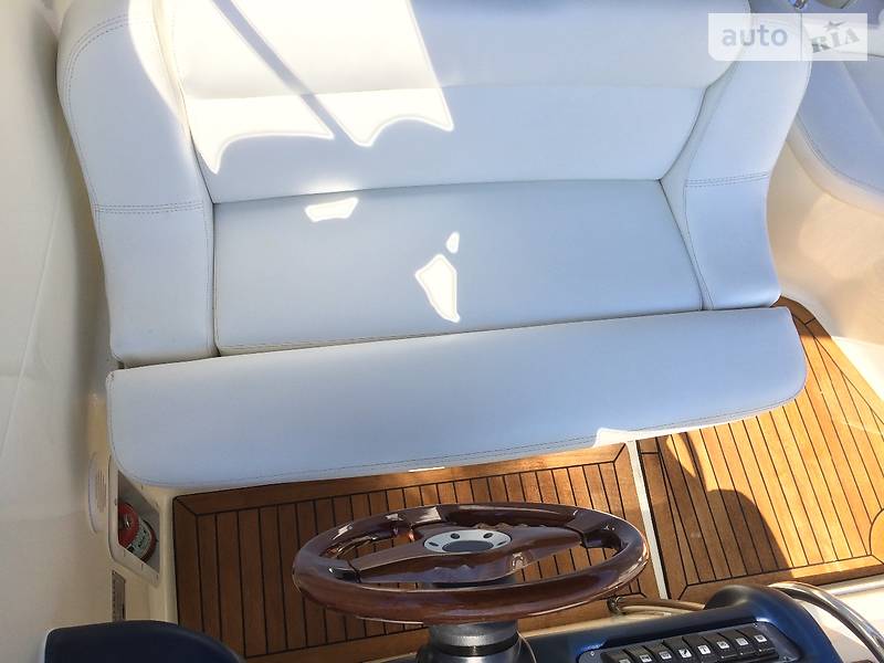 Моторная яхта Atlantis 345 2008 в Киеве