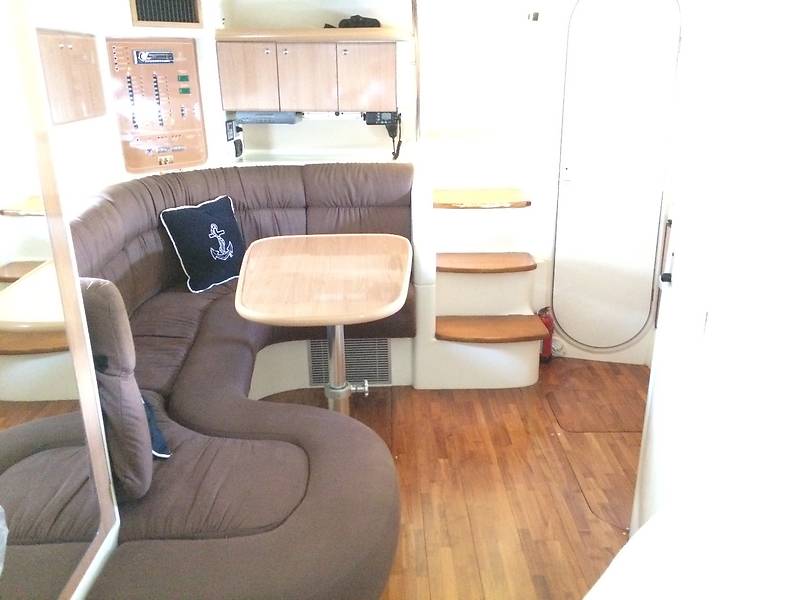 Моторная яхта Atlantis 345 2008 в Киеве
