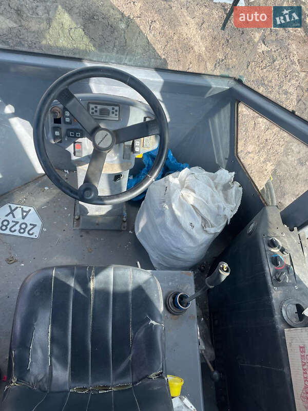 Каток грунтовый Atlas Copco HB 250 2014 в Харькове